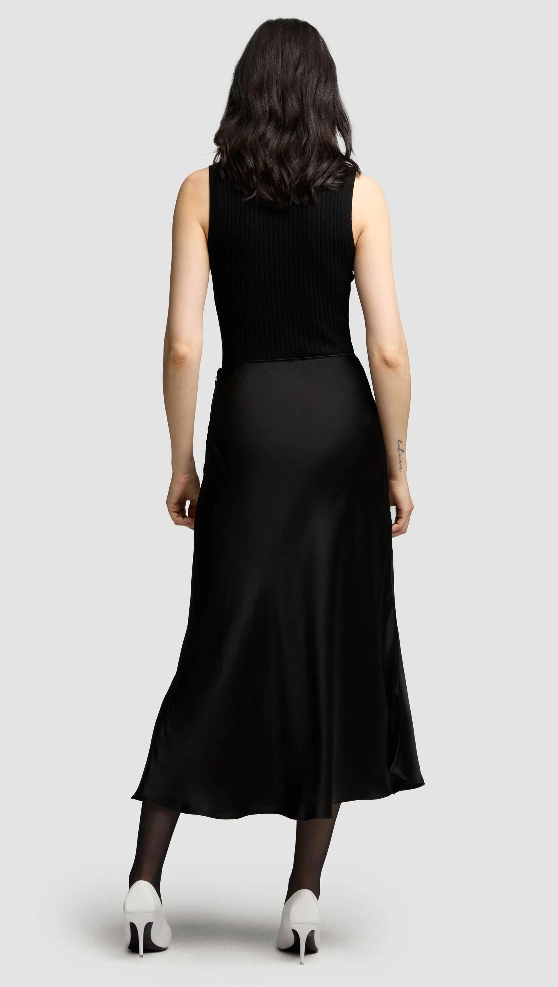 Bias Midi Skirt in Viscose Satin | Black - Image 4