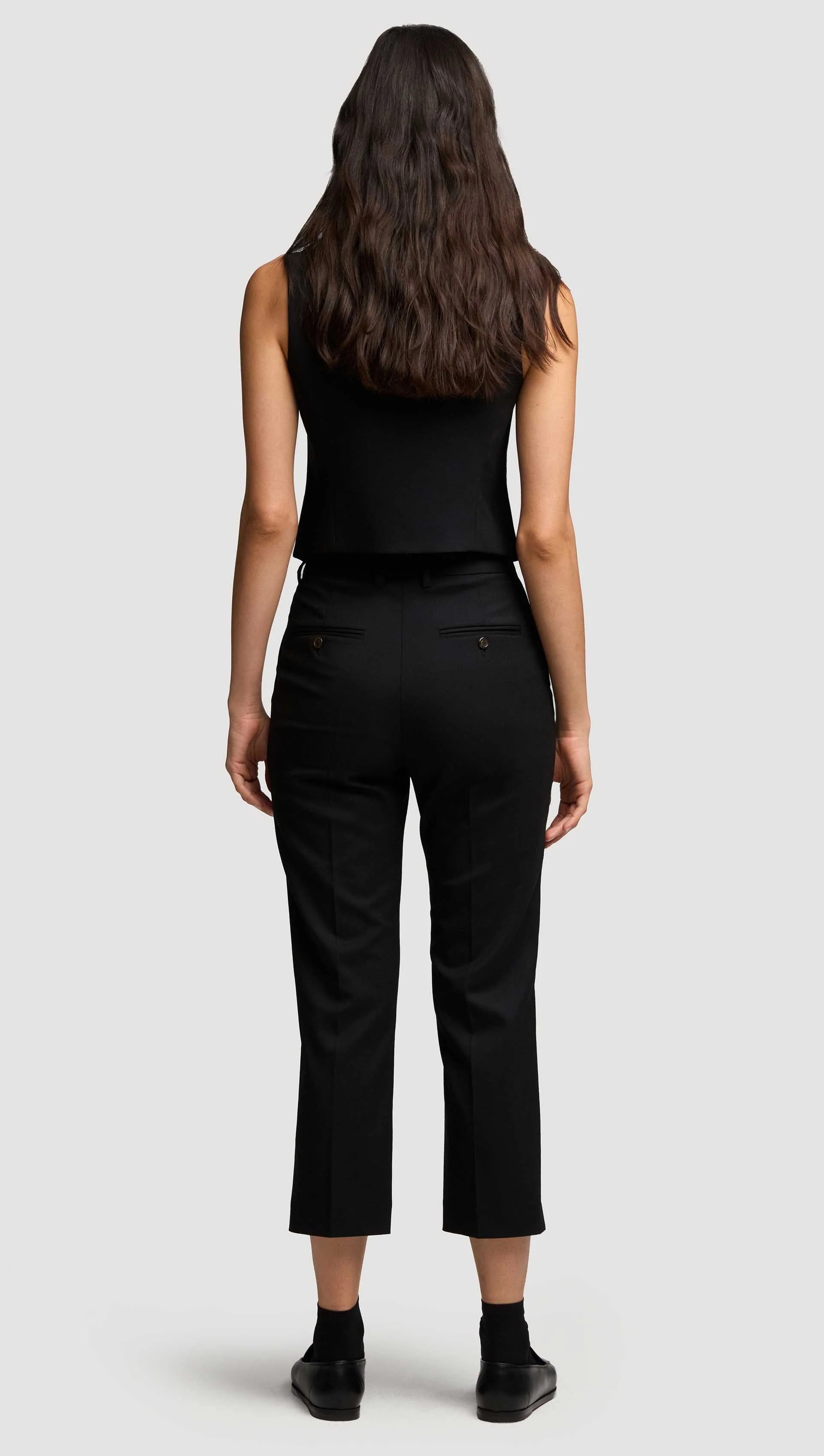 Shallow V-Neck Waistcoat in Seasonless Wool | Black - Image 5